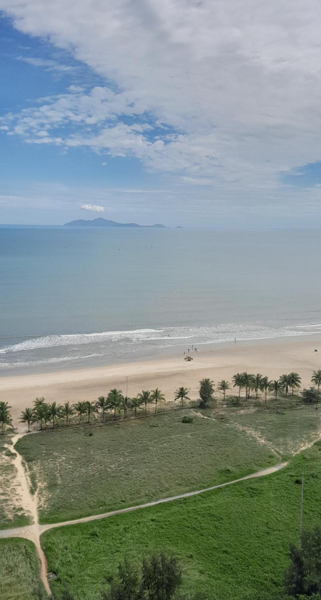 Beachfront Luxury Apartment - Rooftop Pool - ดานัง ภายนอก รูปภาพ