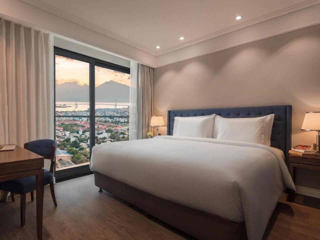 Beachfront Luxury Apartment - Rooftop Pool - ดานัง ภายนอก รูปภาพ